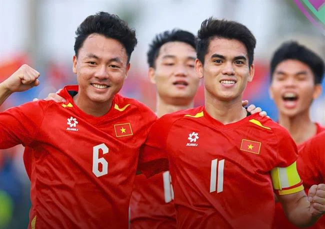 Gửi phản hồi và gợi ý